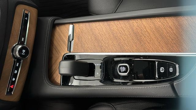 new 2025 Volvo XC90 car, priced at $63,165