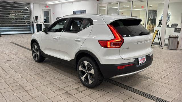 new 2025 Volvo XC40 car, priced at $48,335