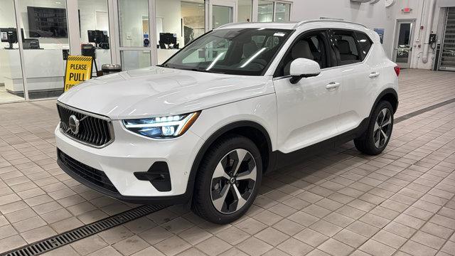 new 2025 Volvo XC40 car, priced at $48,335