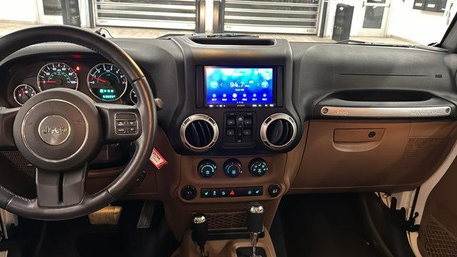 used 2015 Jeep Wrangler Unlimited car, priced at $20,300