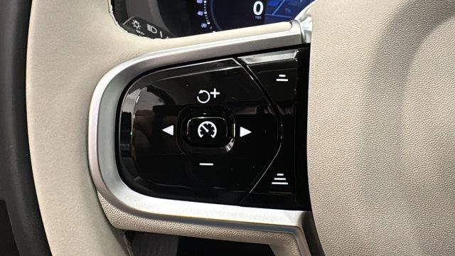 new 2026 Volvo XC60 car, priced at $63,935