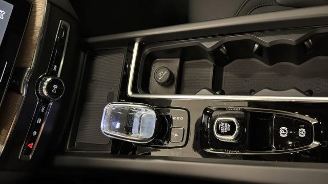 new 2026 Volvo XC60 car, priced at $57,985