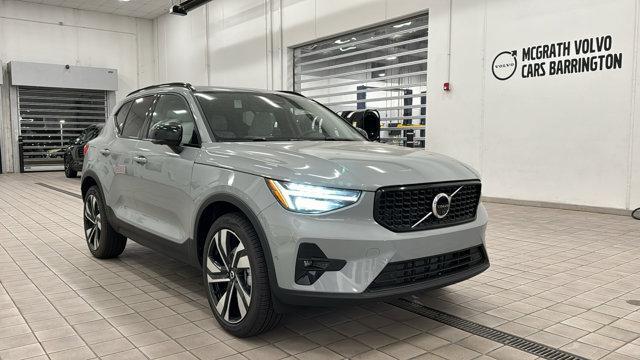 new 2025 Volvo XC40 car, priced at $49,790