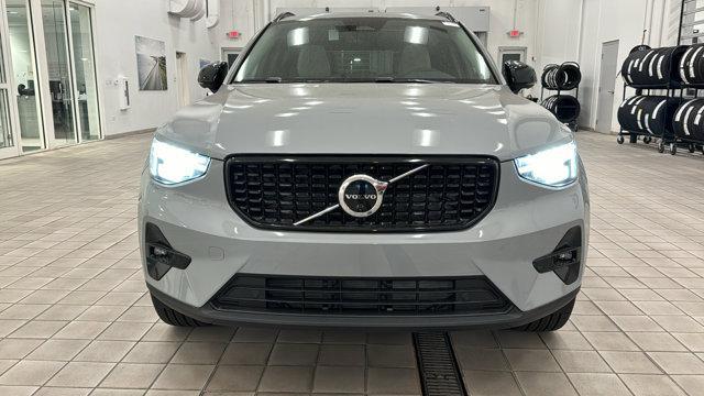 new 2025 Volvo XC40 car, priced at $49,790