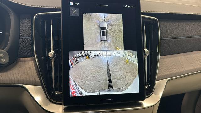 new 2026 Volvo XC90 Plug-In Hybrid car, priced at $85,625