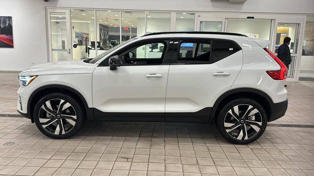 new 2025 Volvo XC40 car, priced at $49,790