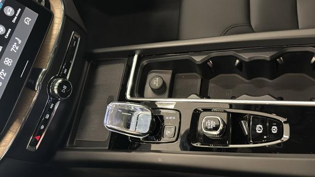 new 2026 Volvo XC60 car, priced at $59,375