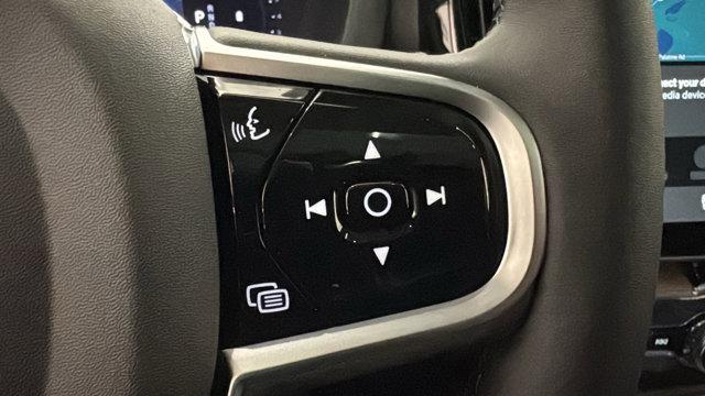 new 2026 Volvo XC60 car, priced at $59,375
