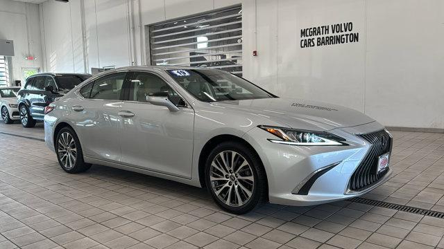 used 2019 Lexus ES 300h car, priced at $26,900