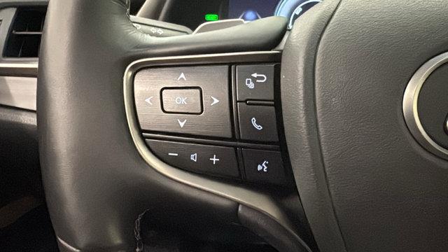 used 2019 Lexus ES 300h car, priced at $26,900