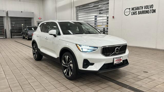 new 2024 Volvo XC40 car, priced at $46,314