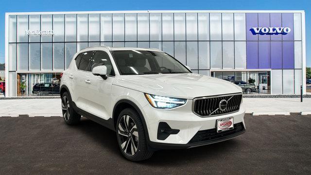 new 2024 Volvo XC40 car, priced at $46,314