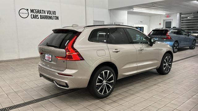 new 2025 Volvo XC60 car, priced at $55,335