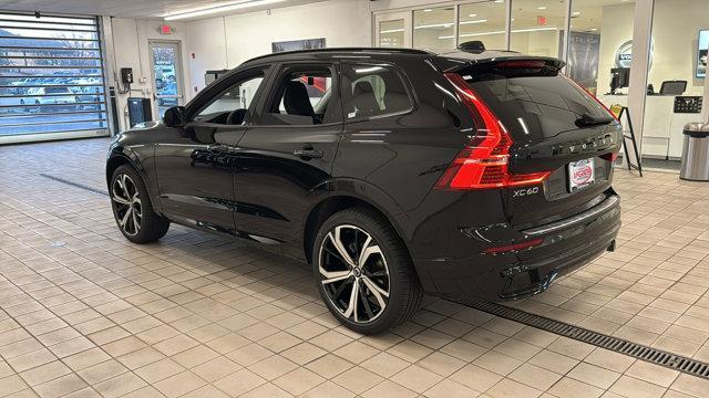 new 2025 Volvo XC60 car, priced at $61,010