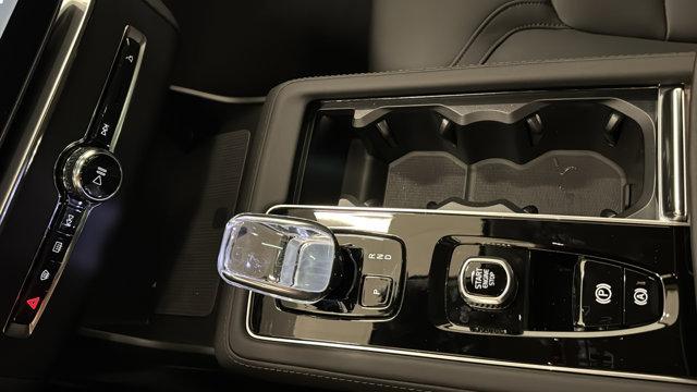 new 2026 Volvo XC90 car, priced at $71,825