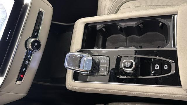 new 2026 Volvo XC90 car, priced at $72,375