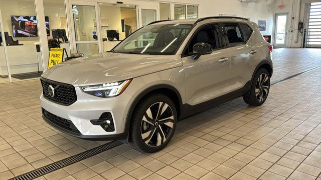 new 2025 Volvo XC40 car, priced at $49,240
