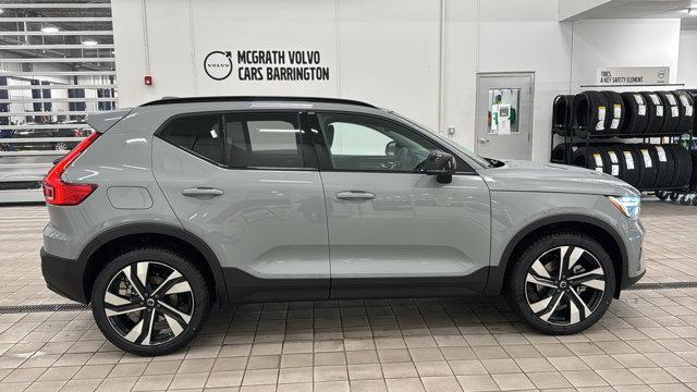 new 2025 Volvo XC40 car, priced at $49,790