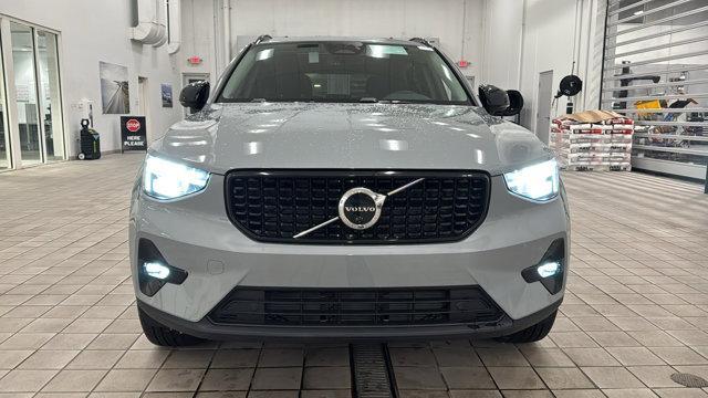 new 2025 Volvo XC40 car, priced at $49,790