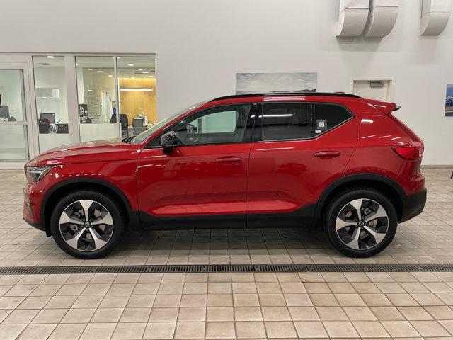 new 2024 Volvo XC40 car, priced at $42,198