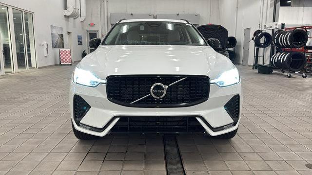 new 2025 Volvo XC60 car, priced at $60,635