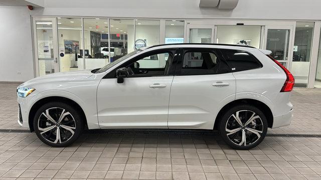 new 2025 Volvo XC60 car, priced at $60,635