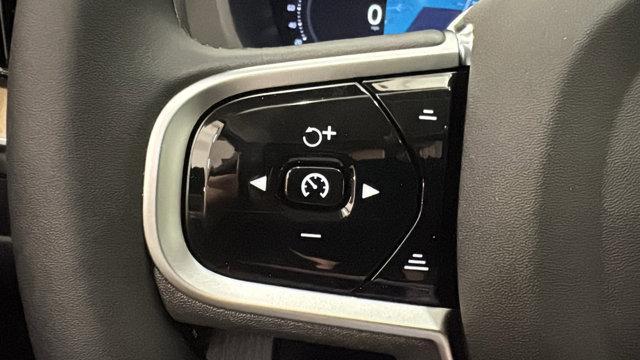 new 2026 Volvo XC60 Plug-In Hybrid car, priced at $70,675