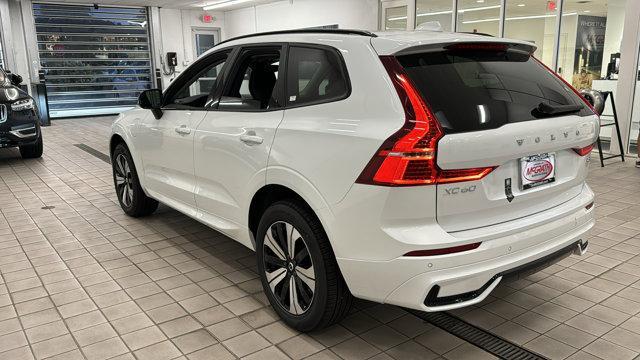 new 2025 Volvo XC60 Plug-In Hybrid car, priced at $61,300