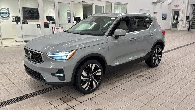 new 2025 Volvo XC40 car, priced at $49,790