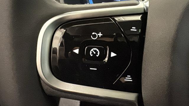 new 2025 Volvo XC90 Plug-In Hybrid car, priced at $78,805