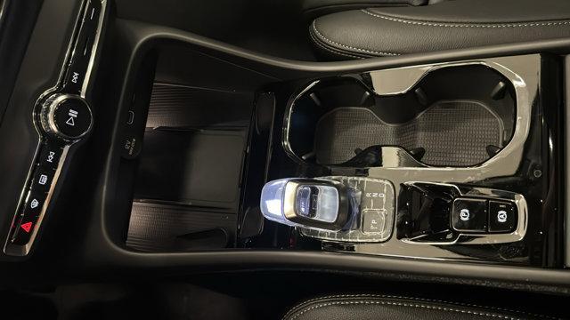 new 2026 Volvo XC40 car, priced at $49,575