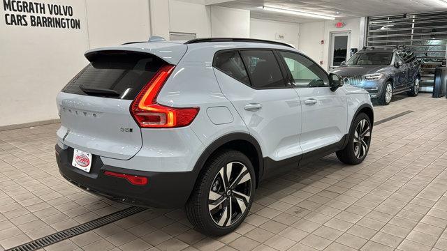 new 2025 Volvo XC40 car, priced at $49,790