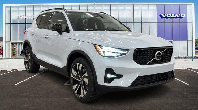 new 2025 Volvo XC40 car, priced at $49,790