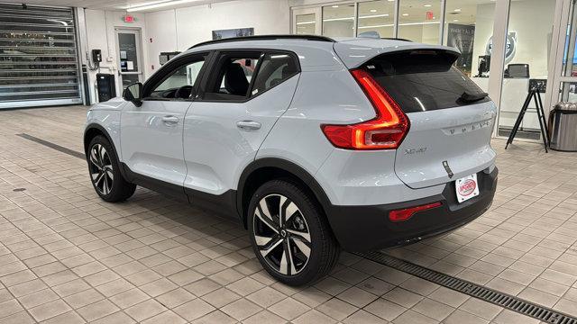 new 2025 Volvo XC40 car, priced at $49,790