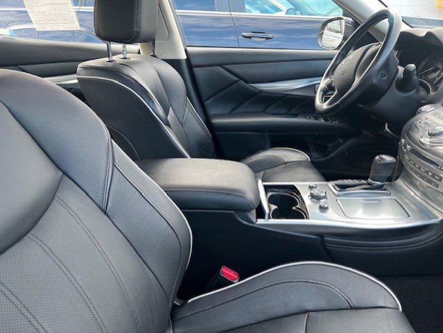 used 2019 INFINITI Q70 car, priced at $21,500