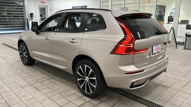 new 2025 Volvo XC60 car, priced at $56,135