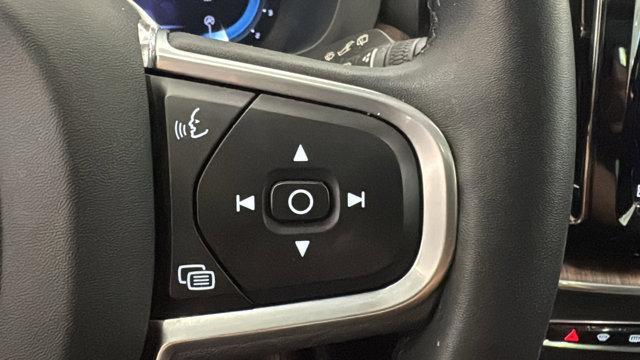 used 2022 Volvo XC60 car, priced at $36,998