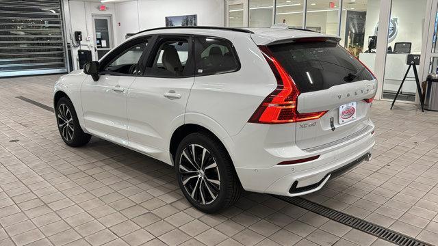 new 2025 Volvo XC60 car, priced at $55,335