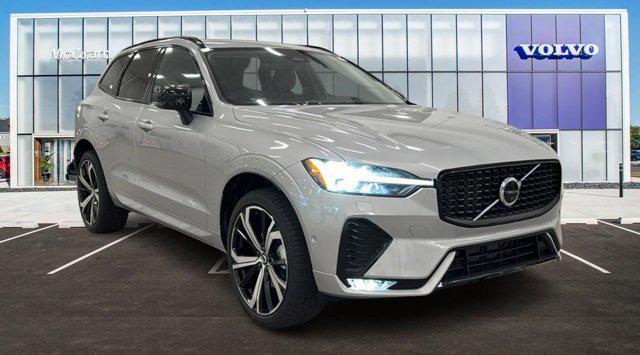 new 2025 Volvo XC60 car, priced at $61,625