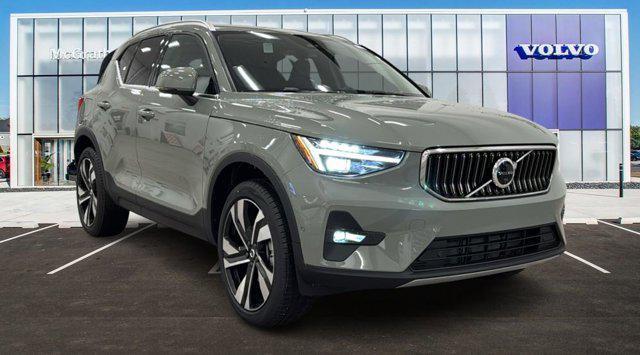 new 2025 Volvo XC40 car, priced at $51,775