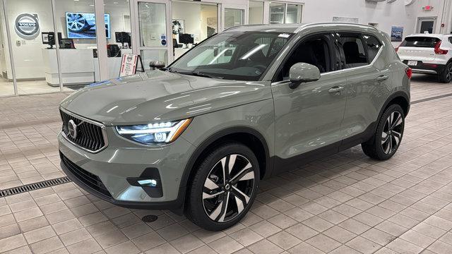 new 2025 Volvo XC40 car, priced at $51,775