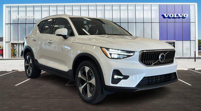 new 2025 Volvo XC40 car, priced at $48,335