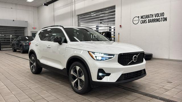 new 2025 Volvo XC40 car, priced at $48,335