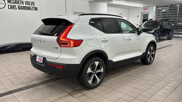 new 2025 Volvo XC40 car, priced at $48,335