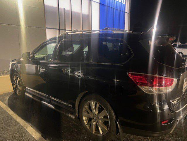 used 2016 Nissan Pathfinder car, priced at $11,900