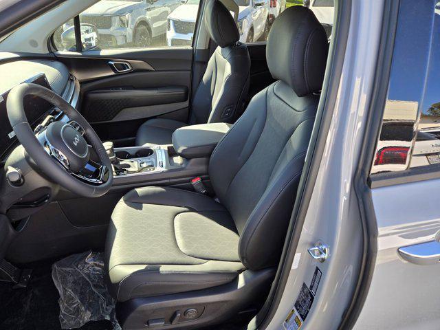 new 2025 Kia Carnival car, priced at $48,820