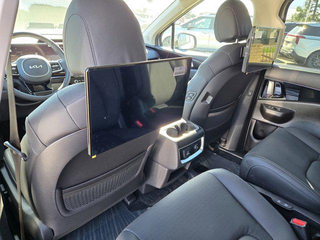 new 2025 Kia Carnival car, priced at $55,255