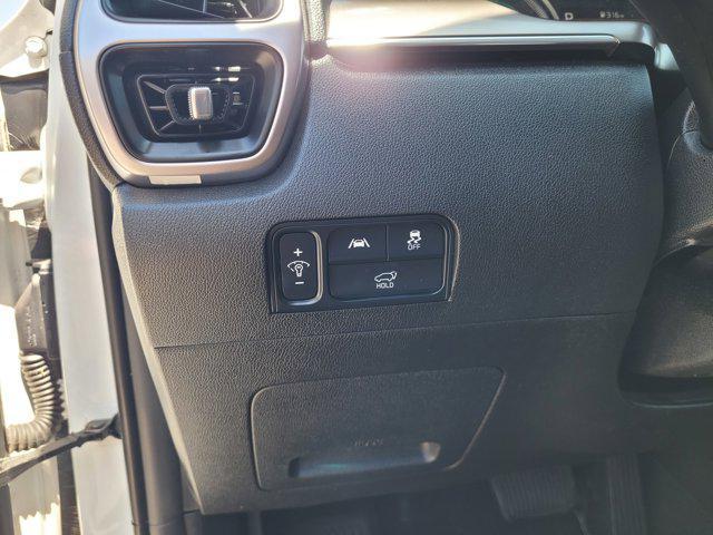 used 2022 Kia Sorento Hybrid car, priced at $27,788
