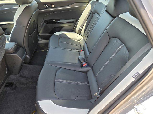 new 2025 Kia K5 car, priced at $32,100