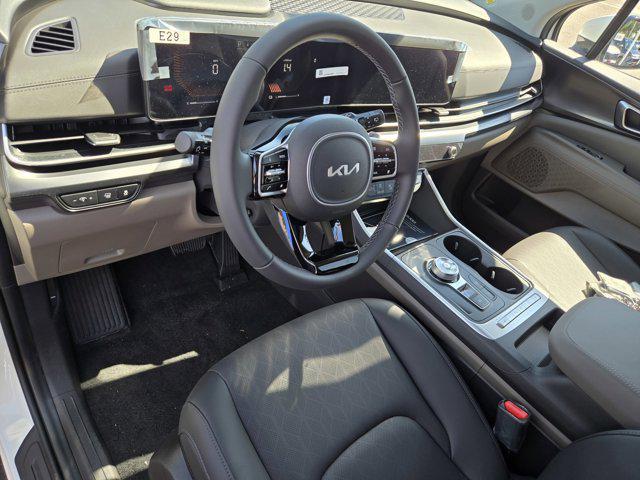 new 2026 Kia Carnival Hybrid car, priced at $43,320